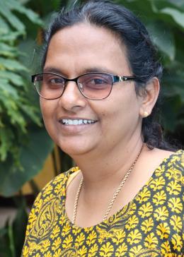 Hilda Vasanthakaalam, UR, portrait